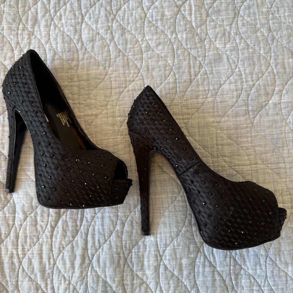 Steve Madden Peep-Toe Heels - Picture 4 of 5